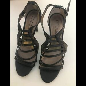 Moda Spana 3.5” High Heel Shoes NWOT size 8.5
